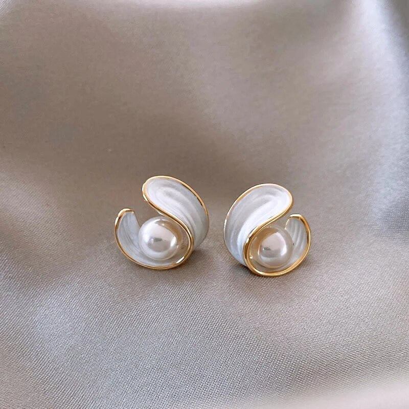 Boucles d'oreilles Antoinette Luxe en Opale Blanche